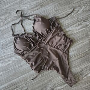 ✨SHEIN Brown One Piece High Cut Scrunched Swimsuit